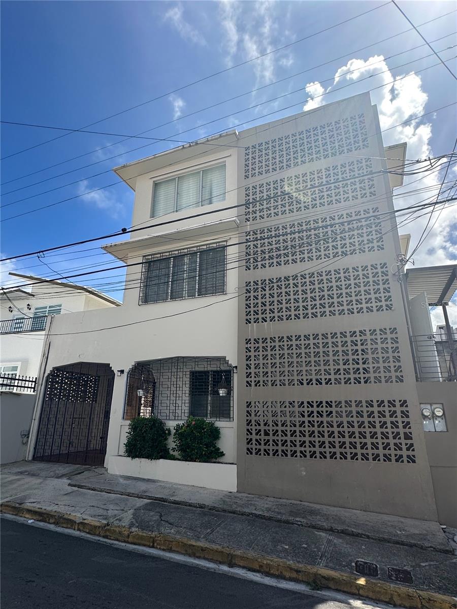 Barbe STREET, San Juan, Puerto Rico 00912, ,Residential Income,For Sale,STREET,PR9102365