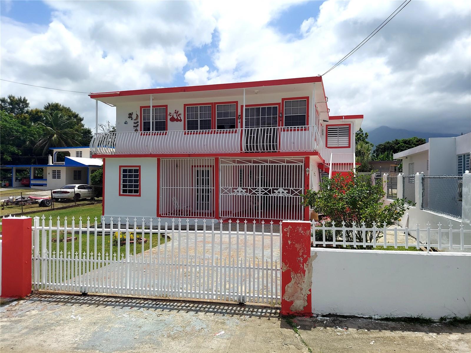 973 KM 2.4 PR-973 HIGHWAY, Naguabo, Puerto Rico 00718, 4 Bedrooms Bedrooms, ,4 BathroomsBathrooms,Residential Income,For Sale,MARIANA,PR-973,PR9104074
