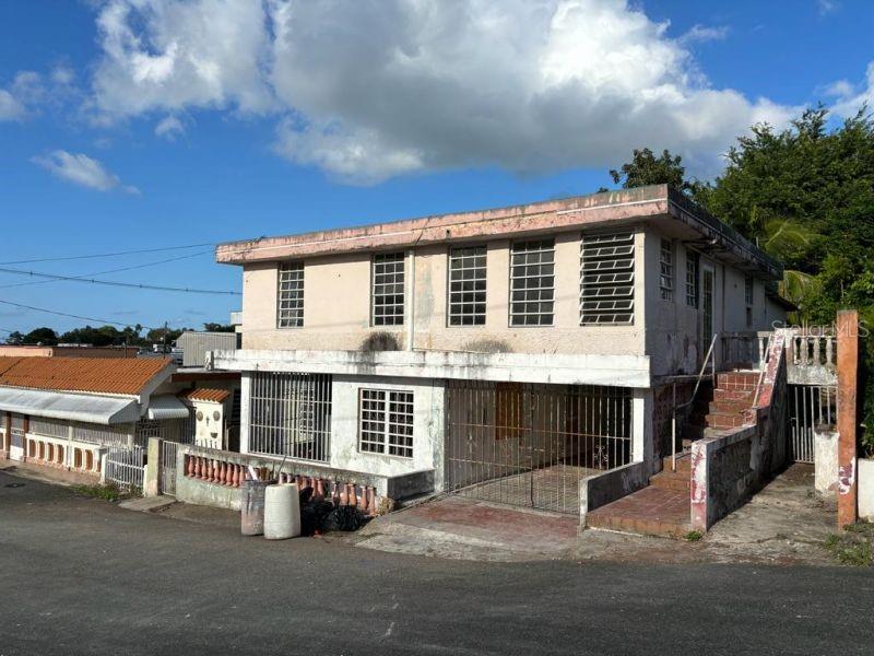 3 CALLE, Toa Alta, Puerto Rico 00953, ,Residential Income,For Sale,BO. CONTORNO,CALLE,PR9103711