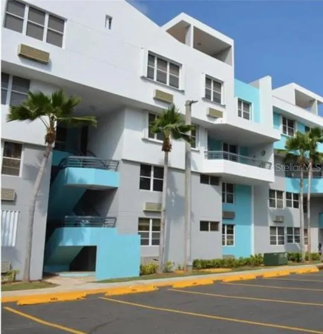 FHPM+PVR AVE SOL, Vega Baja, Puerto Rico 00693, 3 Bedrooms Bedrooms, ,2 BathroomsBathrooms,Residential Lease,For Rent,CHALETS DE LA PLAYA,AVE SOL,PR9105706