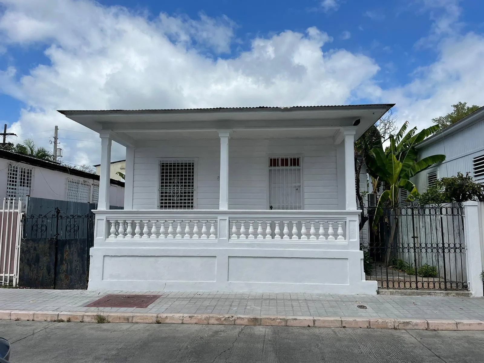 98 CALLE SOL, Ponce, Puerto Rico 00730, 3 Bedrooms Bedrooms, ,1 BathroomBathrooms,Residential Lease,For Rent,CALLE SOL,PR9105644