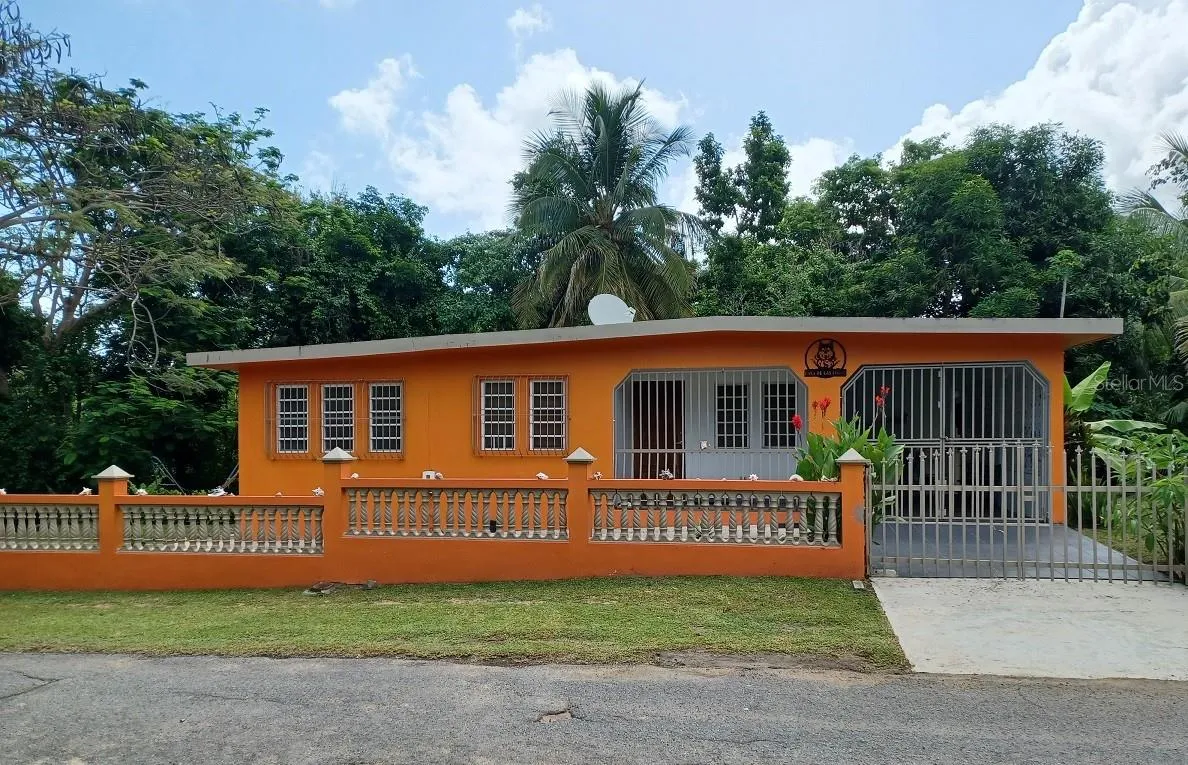 14-1 Carr 200 KM.HM 3.3 MARTINEAU, Vieques, Puerto Rico 00765, 3 Bedrooms Bedrooms, ,3 BathroomsBathrooms,Residential,For Sale,MARTINEAU,PR9106316